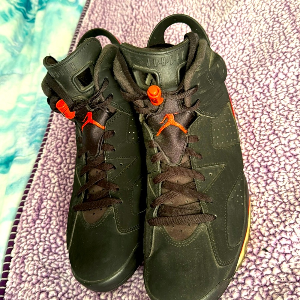 Mens air Jordan’s retro infrared